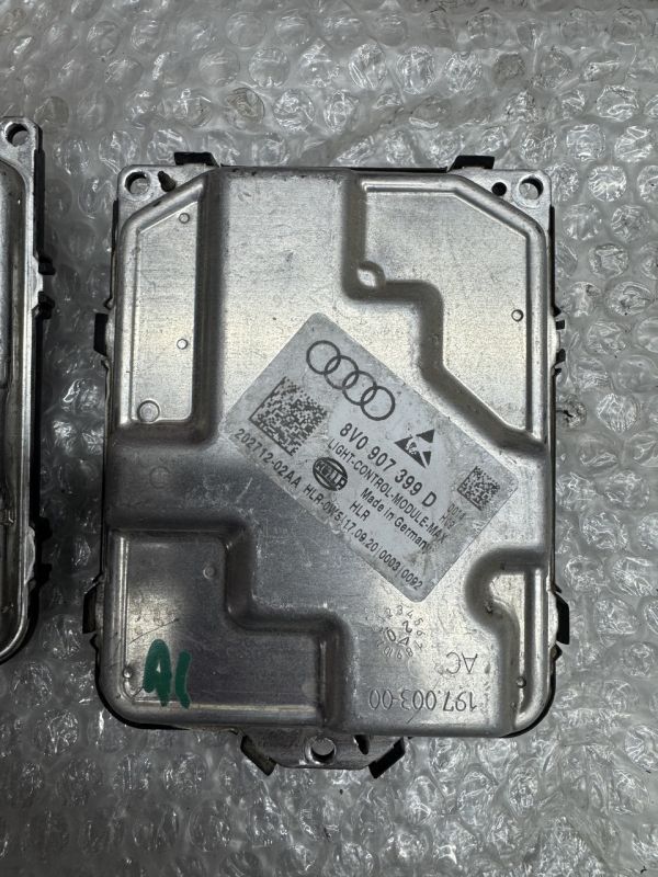 Блок управління фари 8V0 907 399 D Audi WV