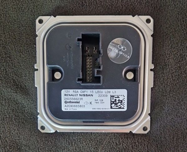 Блок фари Nissan Renault zoe 260556623R A2C90665803