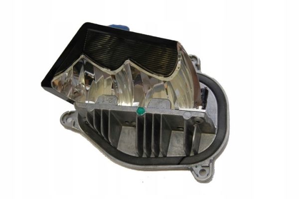 Блок оригінальний б/у 3G0998477A підрулювання фари Passat b8 full led