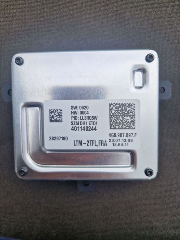 Блок фари 4G0.907.697.F