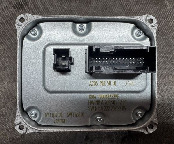 Блок управління фарою Mercedes A2059005010