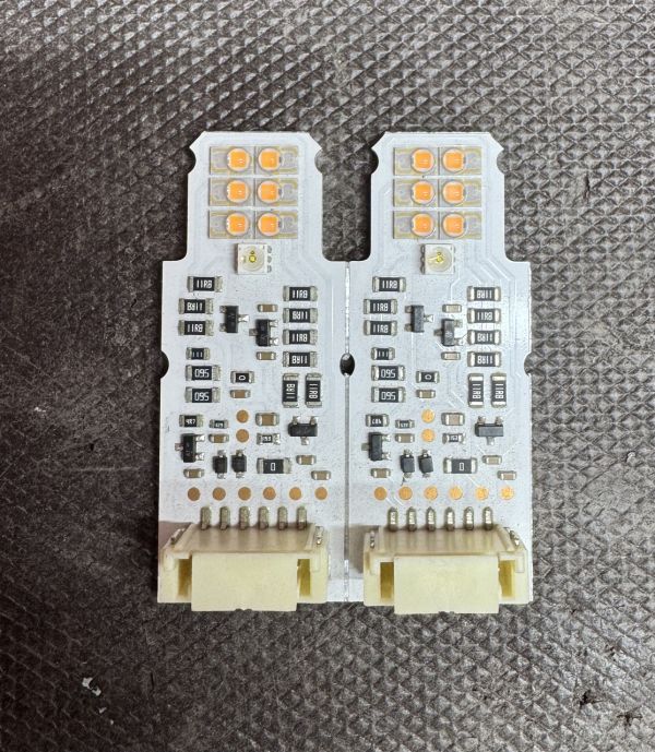 Плати повороту фари BMW 7 Series F01 F02 LCI 63117339055 63117339056
